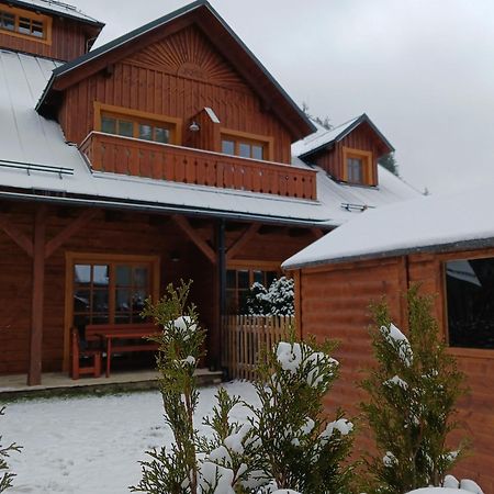 Apartman Jezerne Velké Karlovice エクステリア 写真