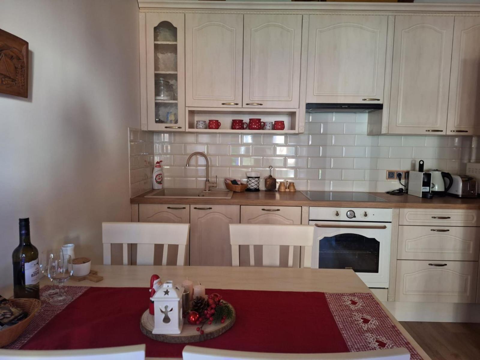 Apartman Jezerne Velké Karlovice エクステリア 写真